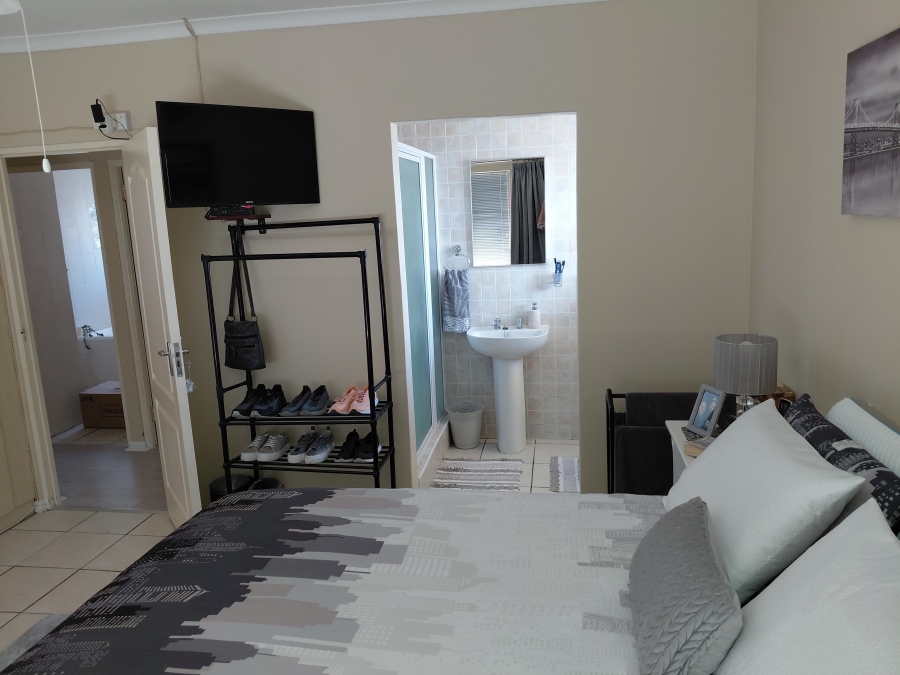 2 Bedroom Property for Sale in Campher Park Eastern Cape